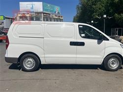 Hyundai H-1